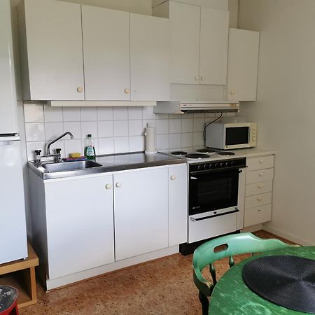 Apartamento Gamla Skolan Rum & Oevernattning I Spjutstorp Habitación foto