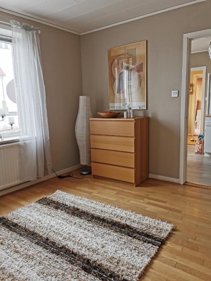 Apartamento Gamla Skolan Rum & Oevernattning I Spjutstorp Exterior foto