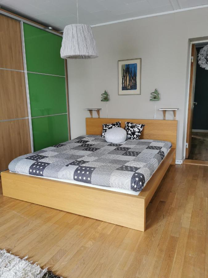 Apartamento Gamla Skolan Rum & Oevernattning I Spjutstorp Exterior foto