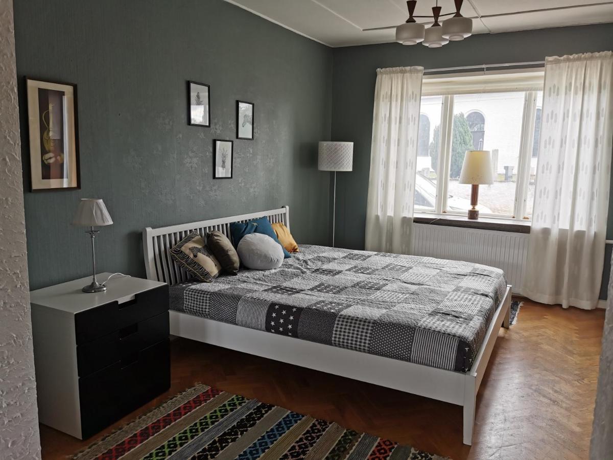 Apartamento Gamla Skolan Rum & Oevernattning I Spjutstorp Exterior foto