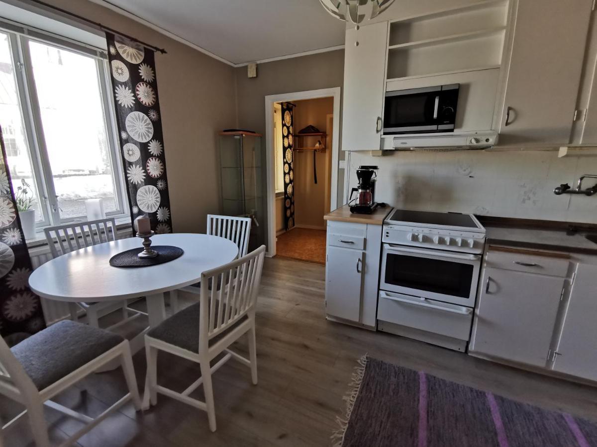 Apartamento Gamla Skolan Rum & Oevernattning I Spjutstorp Exterior foto